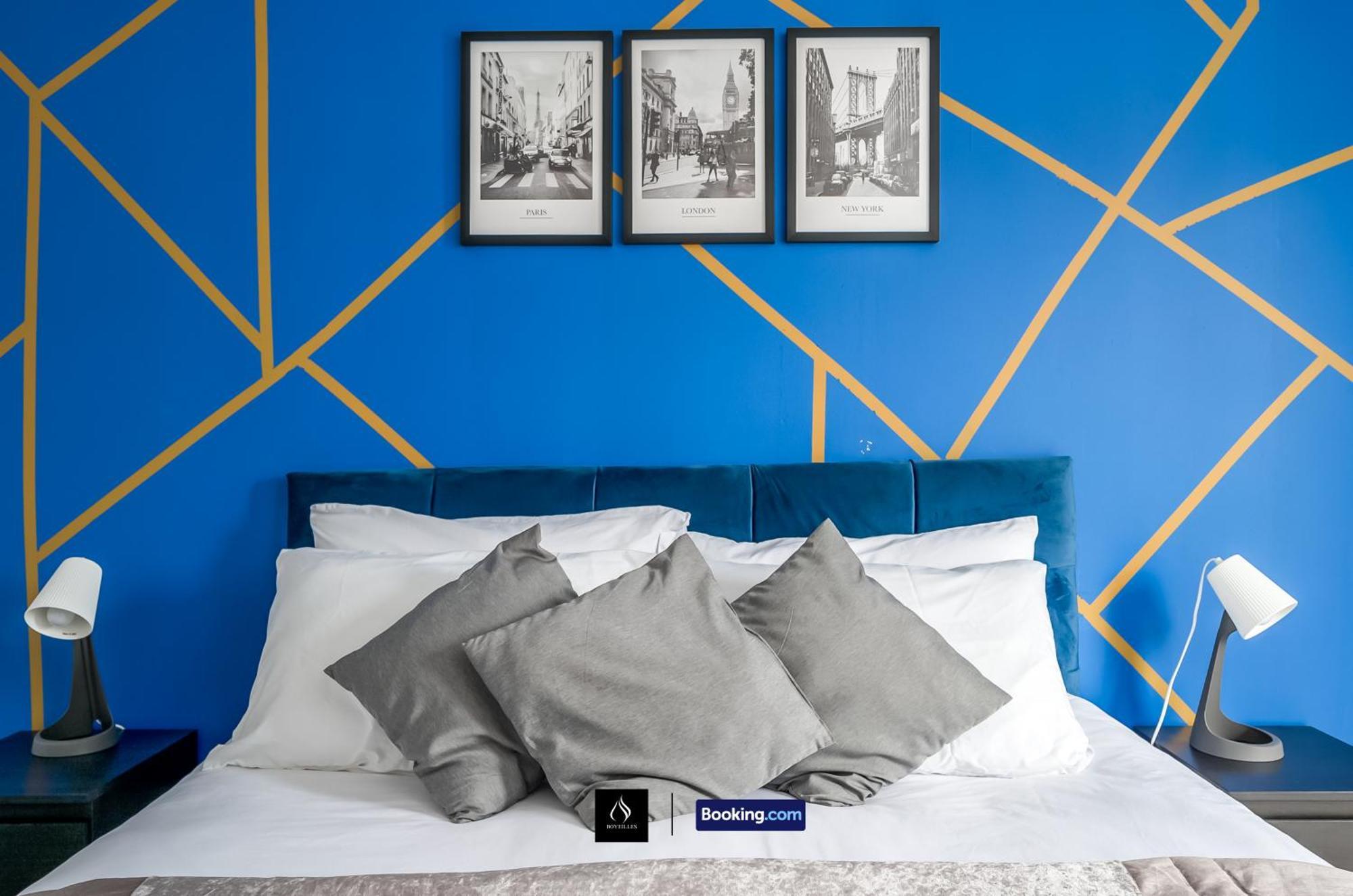 2 Bed House By Boyeilles Apartments Short Lets & Serviced Accommodation Belfast With Balcony & Free Parking Εξωτερικό φωτογραφία
