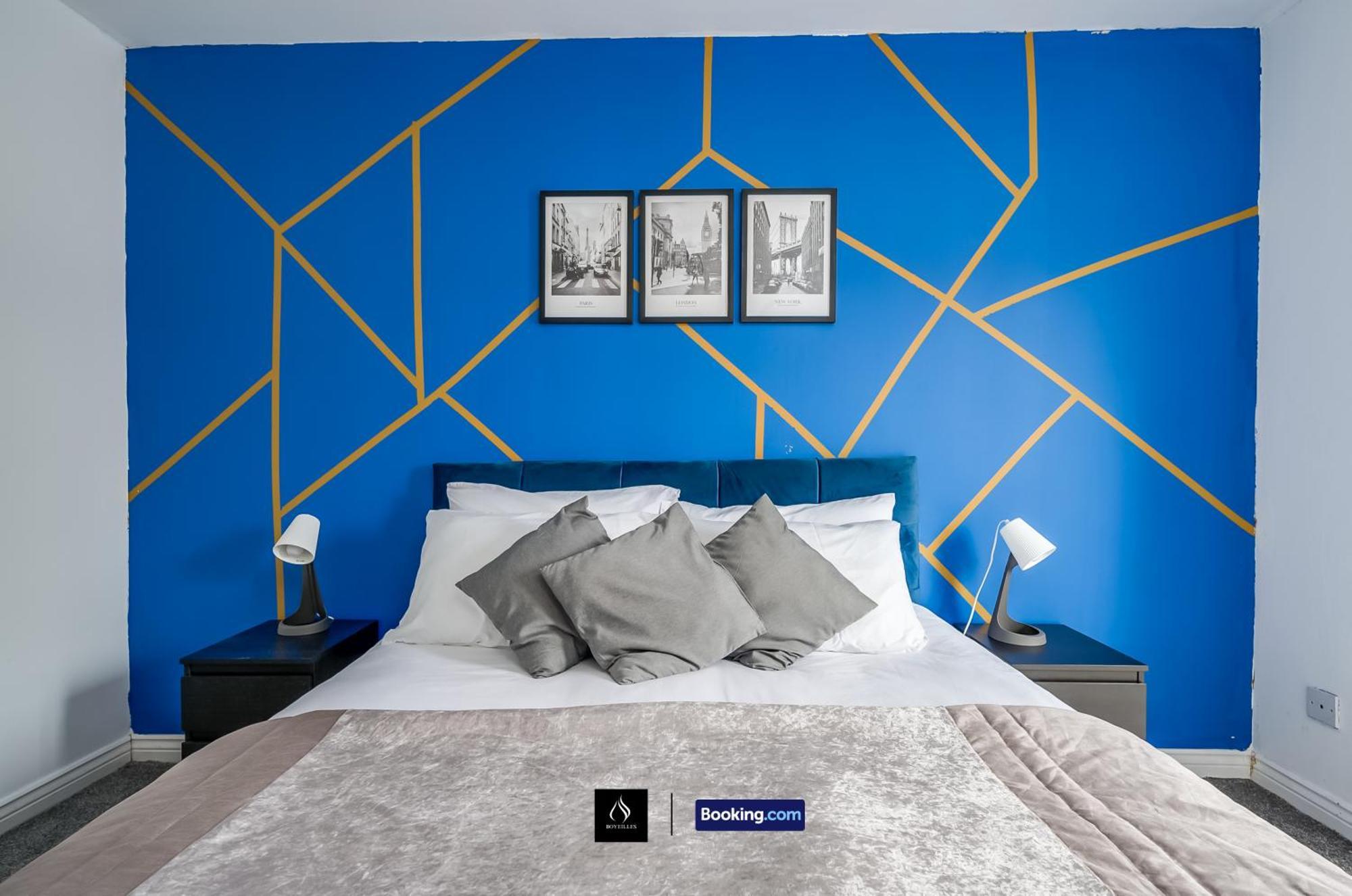2 Bed House By Boyeilles Apartments Short Lets & Serviced Accommodation Belfast With Balcony & Free Parking Εξωτερικό φωτογραφία